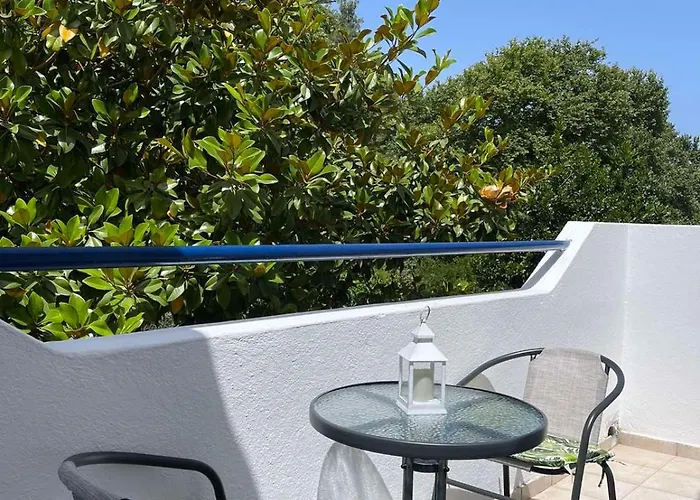 Aidonofolies * Κουκουναριές